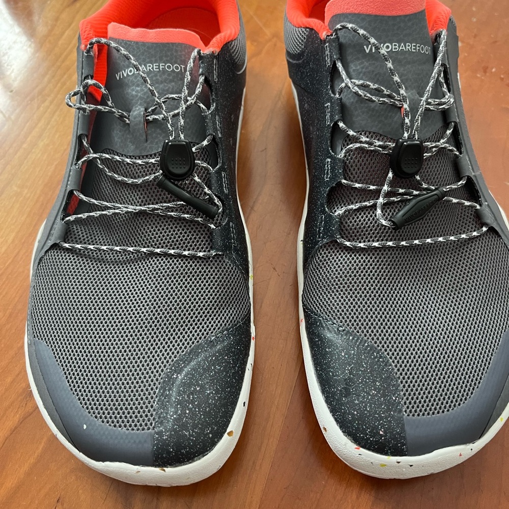 Vivobarefoot 42